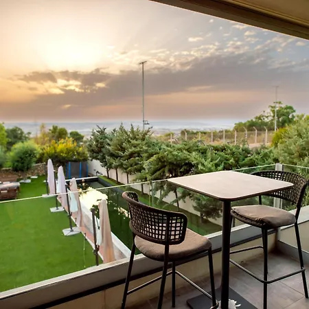 Villa Garden Retreat *