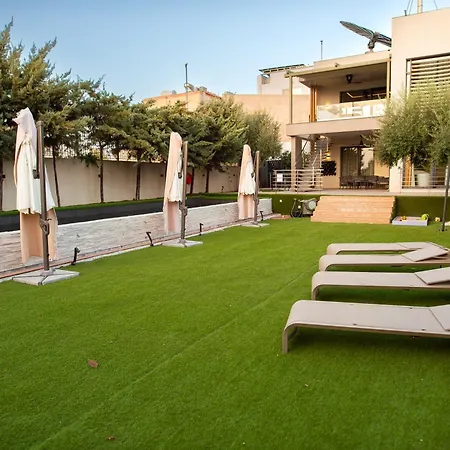 Garden Retreat Villa *